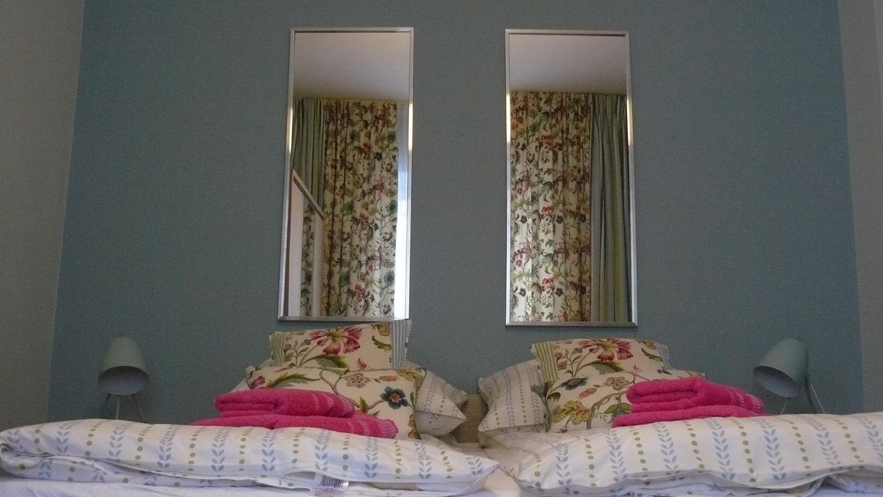 Apartament Chmielna Apartman Varsó Kültér fotó